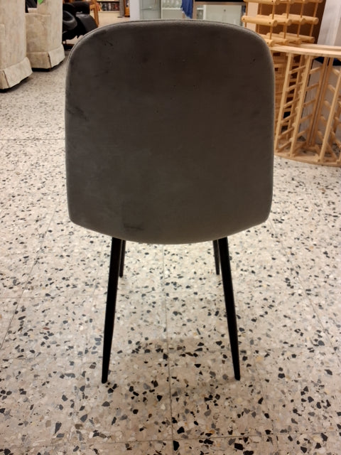 Stole med gråt betræk